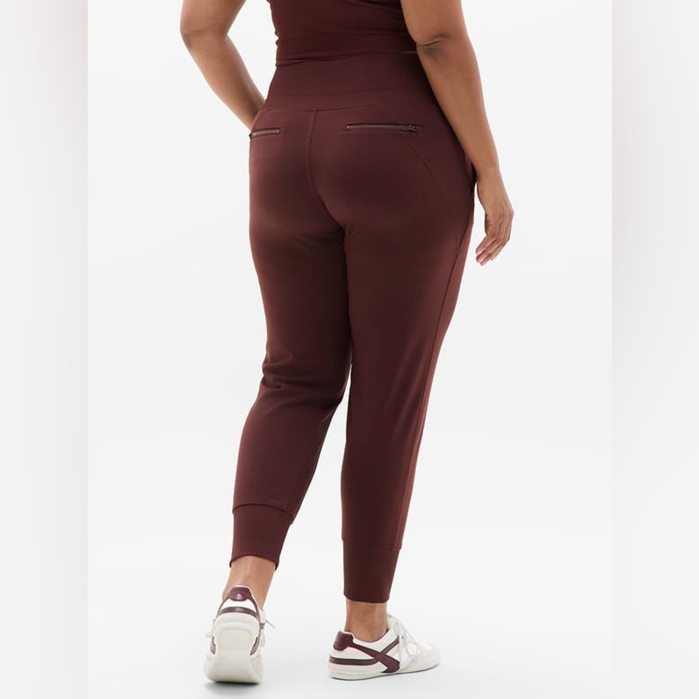 ATHLETA Venice High Rise Jogger Athleisure Pants in Garnet Size Large - Picture 2 of 14